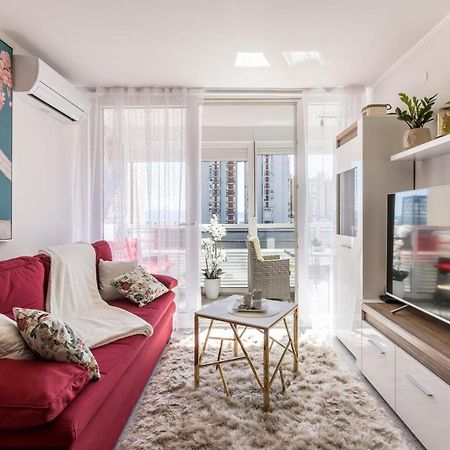 Apartment Desert Rose สปลิท ภายนอก รูปภาพ