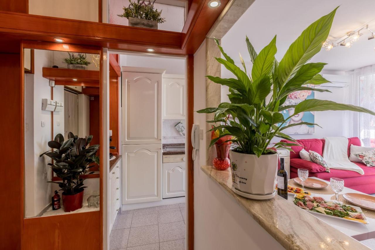Apartment Desert Rose สปลิท ภายนอก รูปภาพ